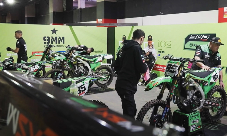 Le WSX de Cardiff avec l'équipe Bud Racing