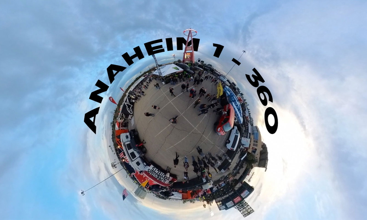Les pits d'Anaheim 1 (caméra 360°)