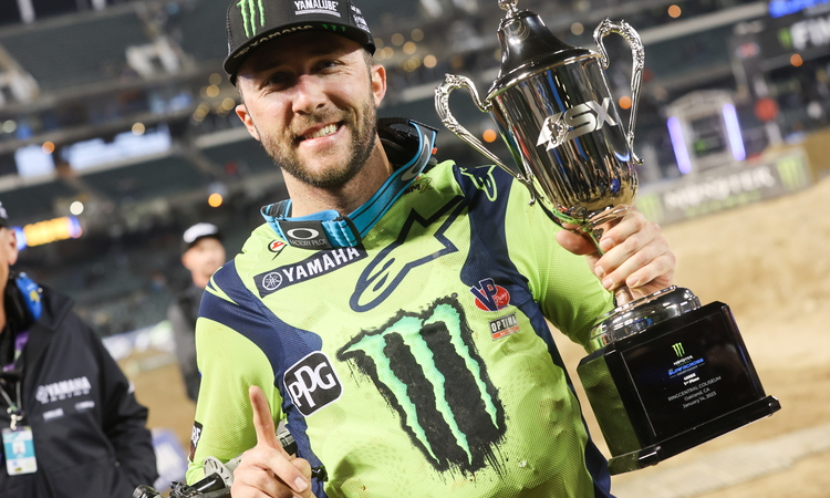 Eli Tomac sur un plateau d'argent