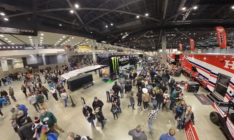Les pits de Seattle (Insta 360 X3)