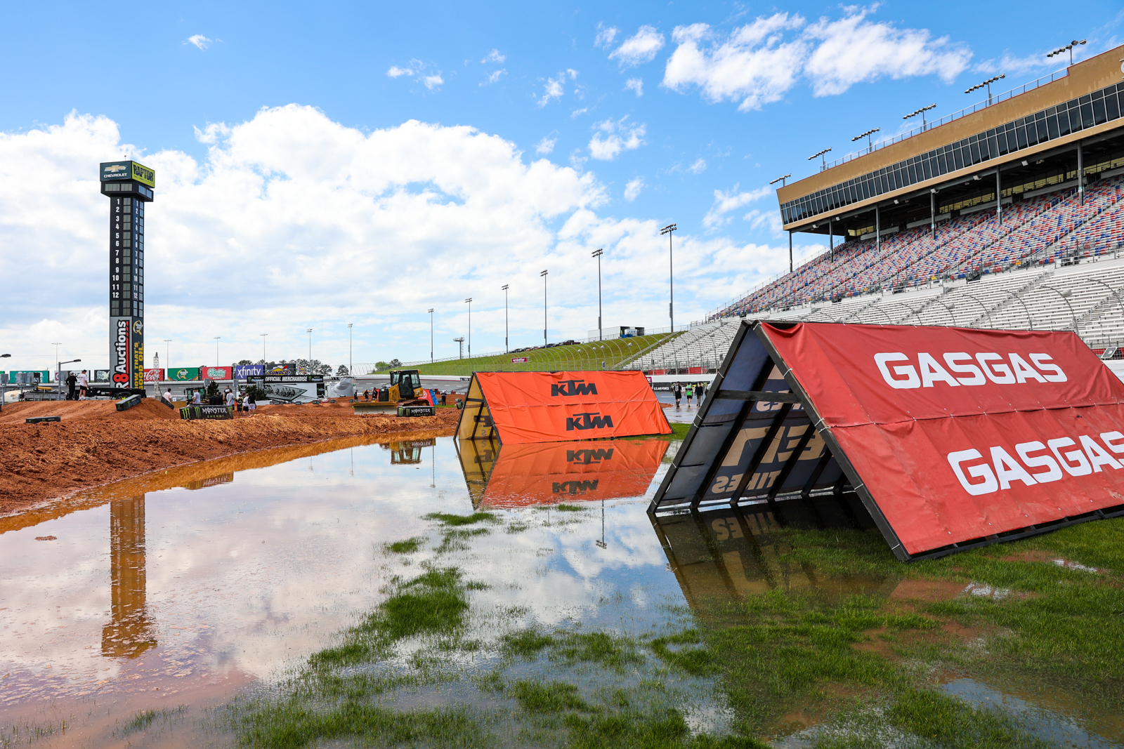 SX Atlanta : le « Press Day » les pieds dans l'eau...