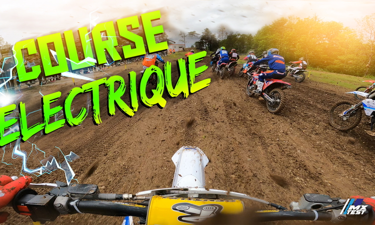 Moto électrique contre thermique en course