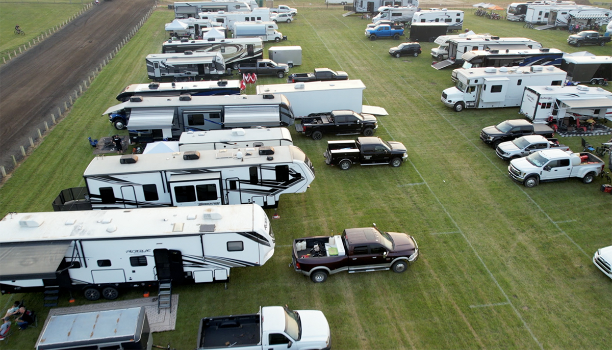 Au-dessus du camping de RedBud