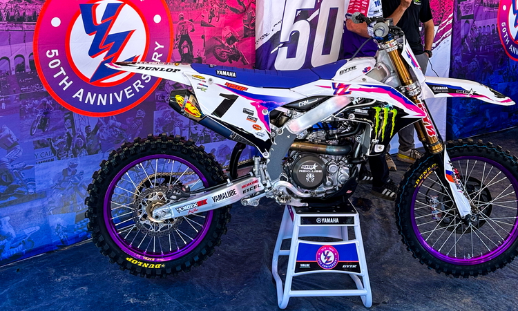 Les 50 ans de la Yamaha YZ (1974-2024)