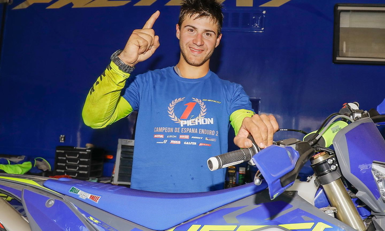 Zach Pichon termine en beauté