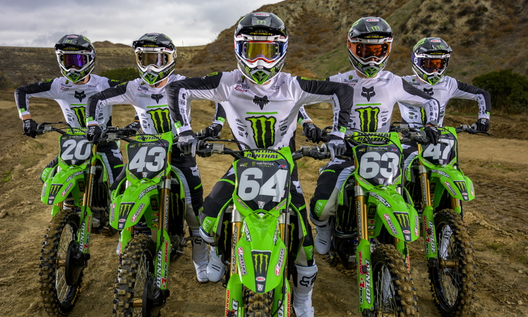 Les photos officielles Kawasaki/Pro Circuit