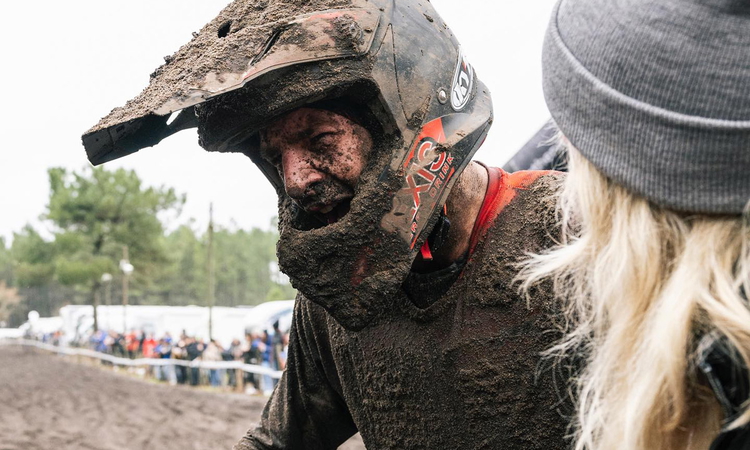 SR Motoblouz : fin de série à St Léger