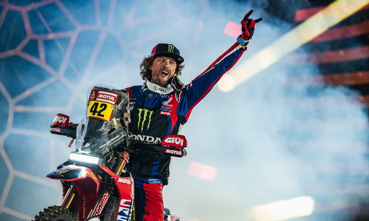 1er podium au Dakar pour Van Beveren