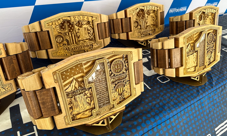Les trophées du MX d'Hangtown