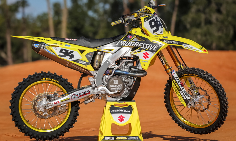 Les RM-Z 450 Suzuki de l'équipe HEP 2025