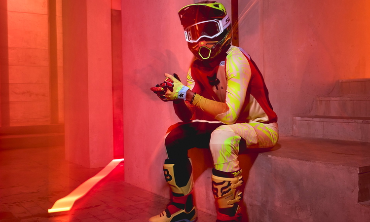 Le kit Fox Racing Elevated Future LE