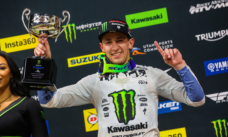 Seth Hammaker redonne le sourire à Mitch