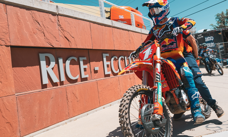 Les photos du titre SX 250 de Tom Vialle (2025)