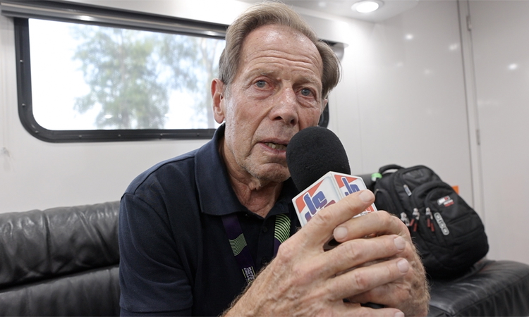 MXDN USA : DeCoster prend sa retraite