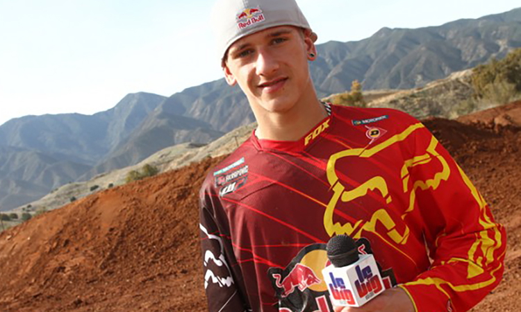 Sur le terrain KTM avec Ken...
