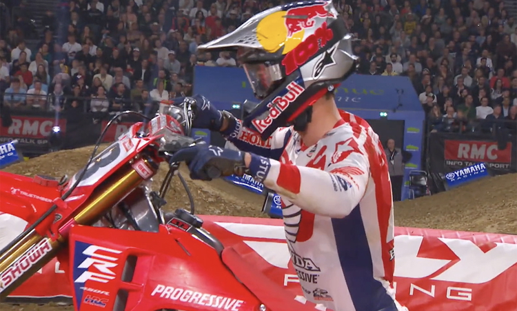 Samedi SX Paris : vidéo brute de décoffrage