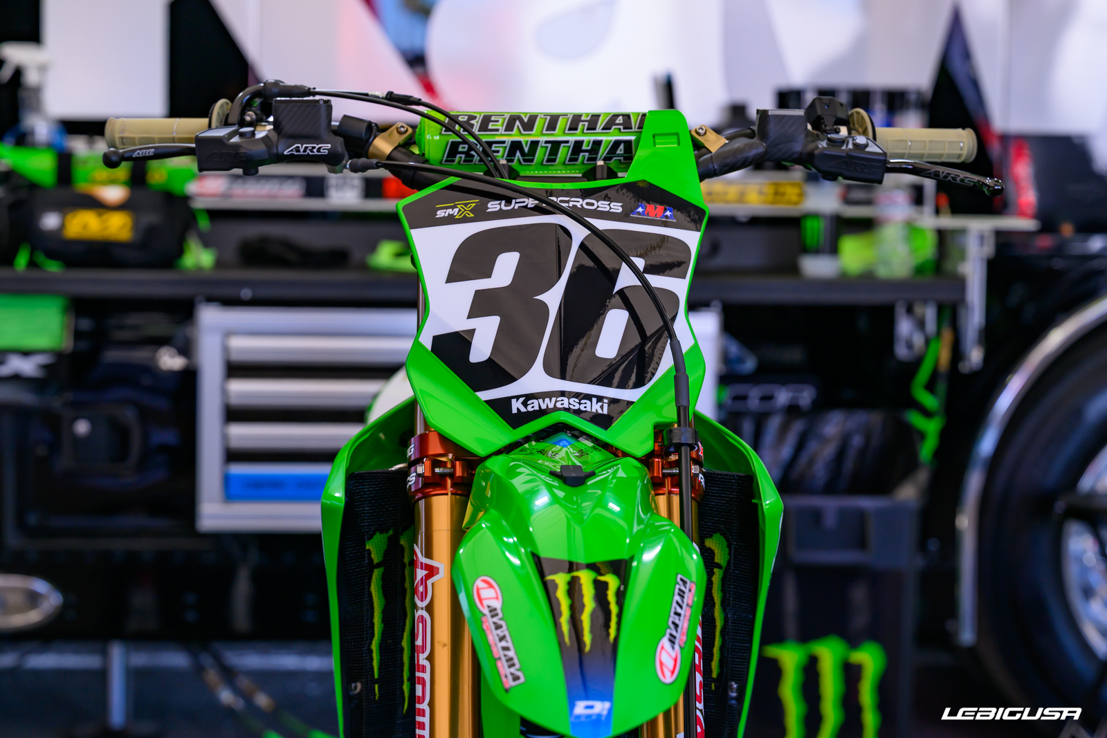 Les motos Kawasaki (Marchbanks-Sexton)