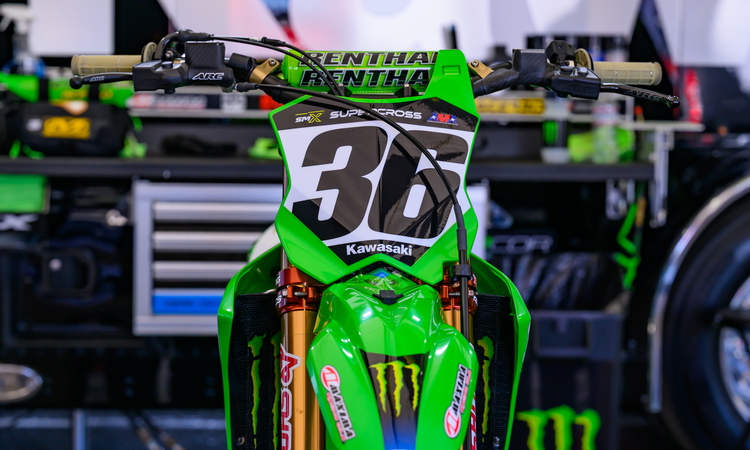 Les motos Kawasaki (Marchbanks-Sexton)