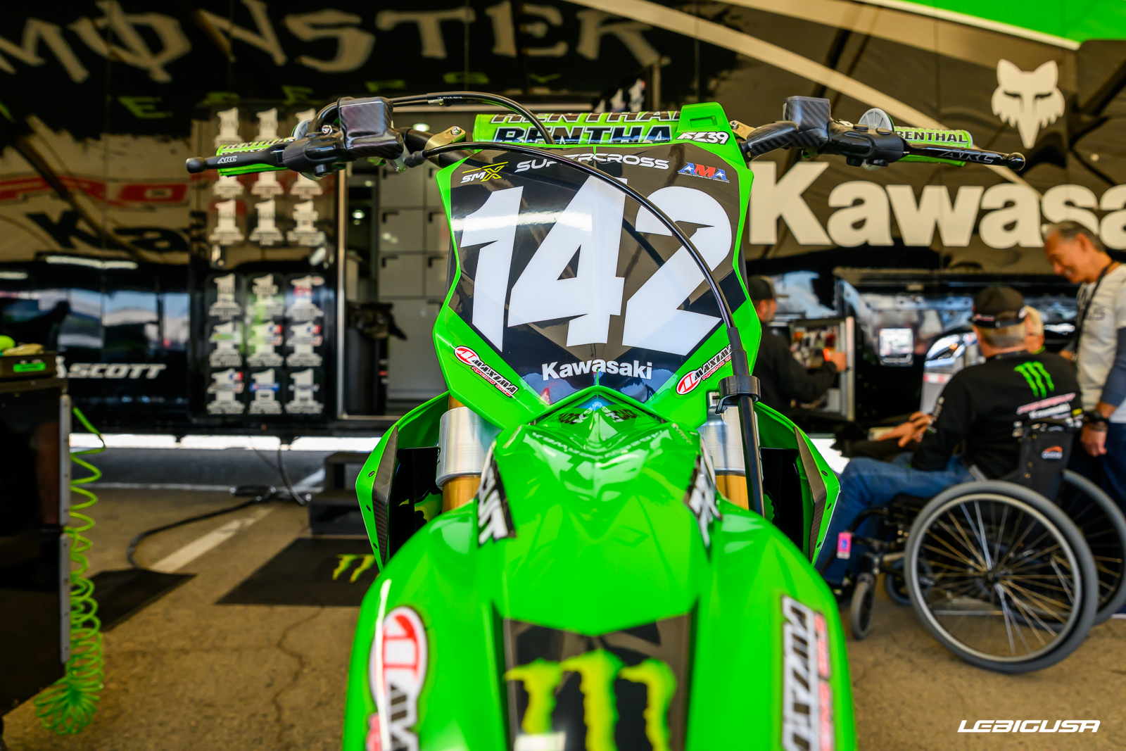 Les motos Kawasaki Pro Circuit