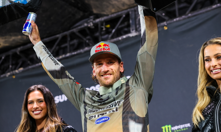 Le rêve de Ken Roczen se poursuit à Philadelphie