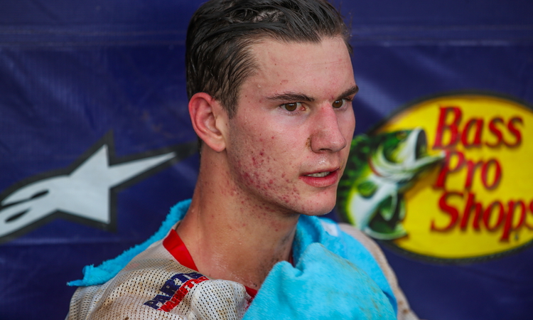 Cole Davies : "Je progresse chaque week-end"